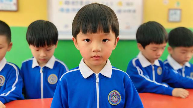 如何選擇適合幼兒教育班的服裝？